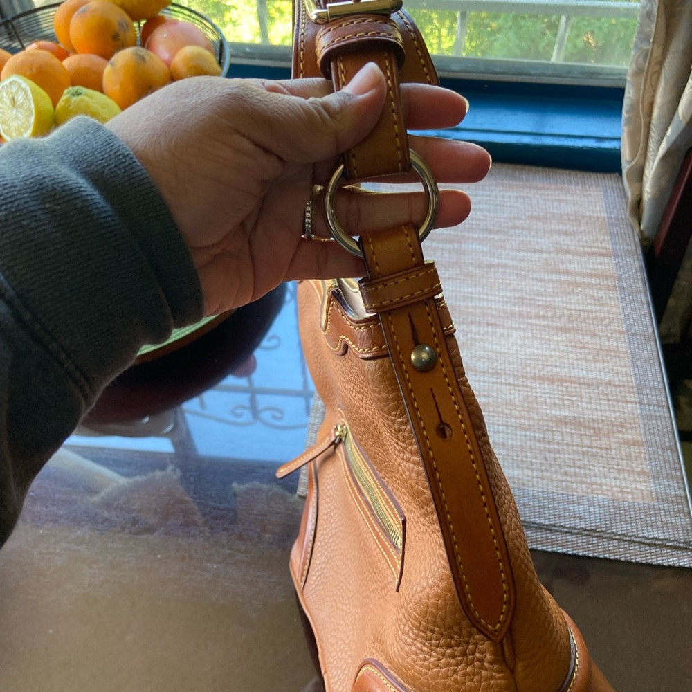 Vintage Dooney Bourke Brown Pebble Grain Leather Buckle Strap Hobo Shoulder Bag - Picture 12 of 14